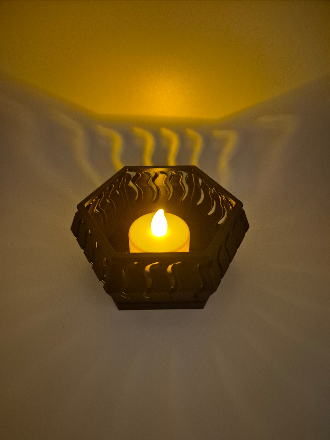 bougeoir-ondule-3d-petg-noir-mv3d.jpg