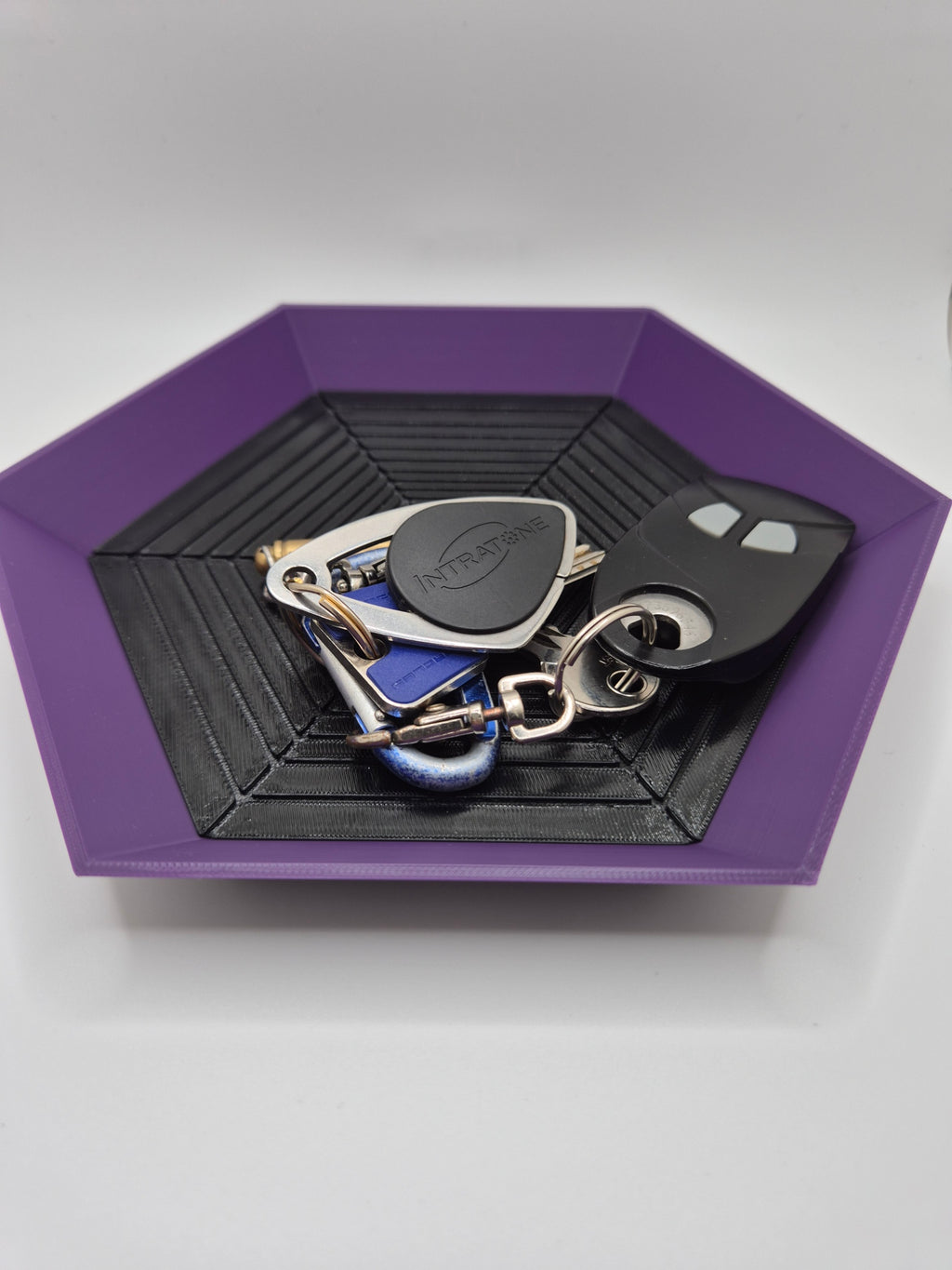 vide-poche-minimaliste-impression-3d-pla-mv3d.jpg
