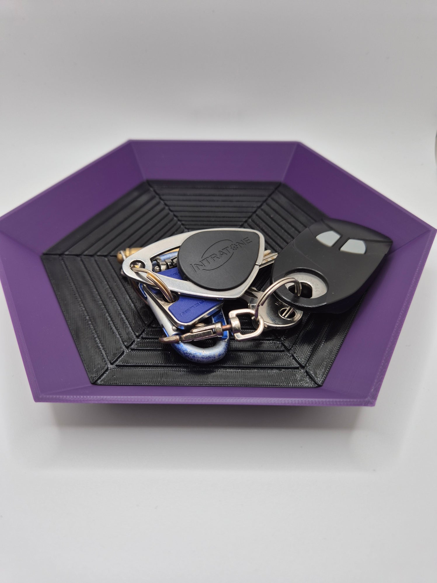 vide-poche-minimaliste-impression-3d-pla-mv3d.jpg