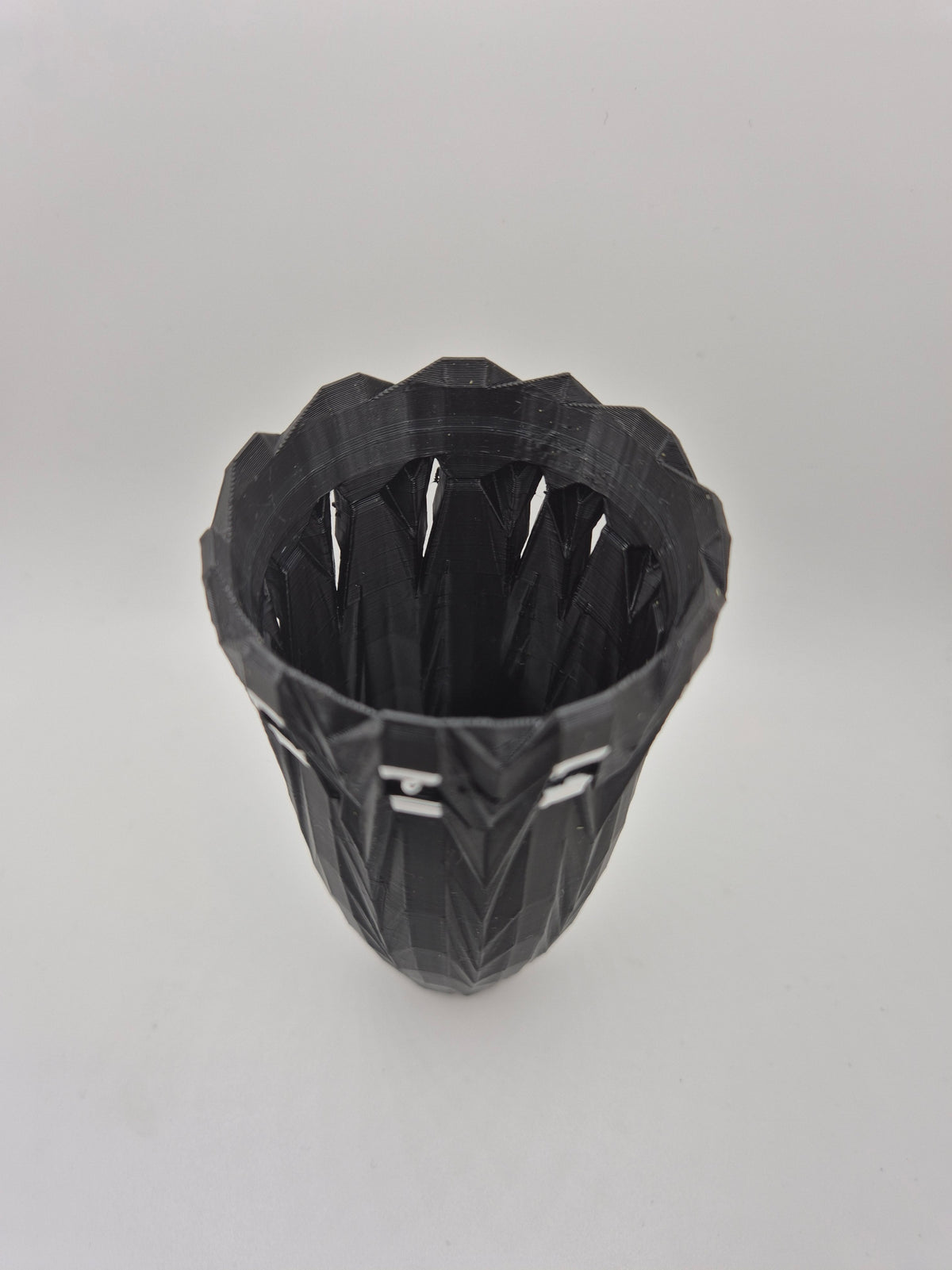 vase-design-contemporain-fleurs-sechees.jpg